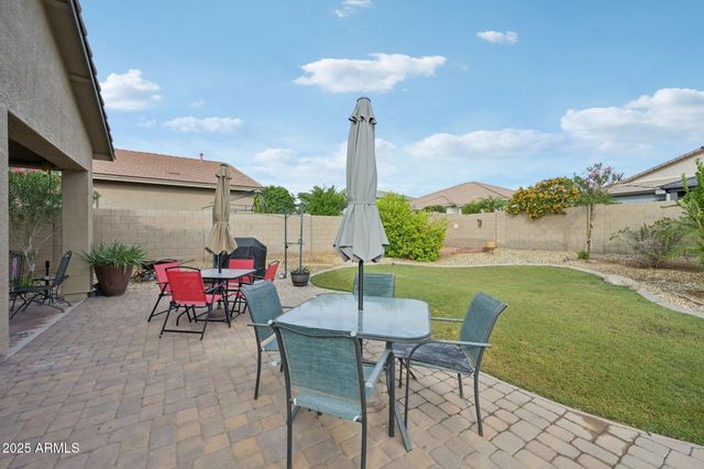 18620 W NORTH Lane, Waddell, AZ 85355