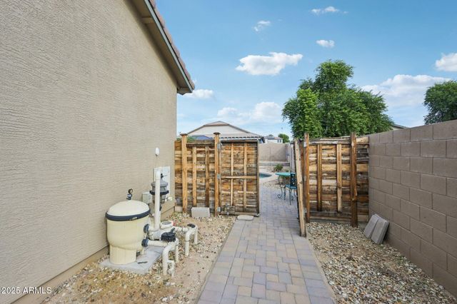 18620 W NORTH Lane, Waddell, AZ 85355