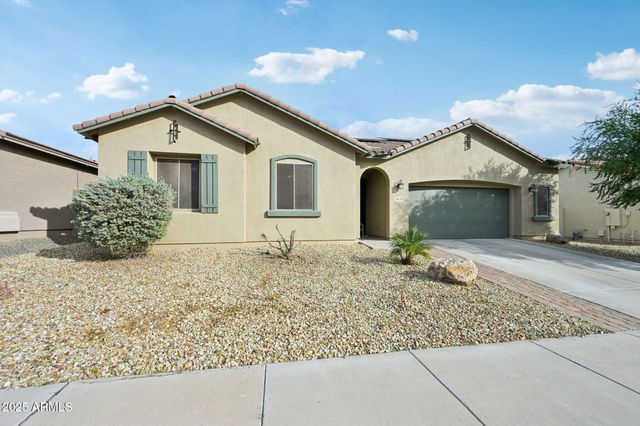 18620 W NORTH Lane, Waddell, AZ 85355