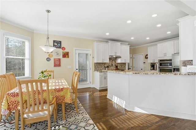 718 Settlers Crossing, Canton, GA 30114