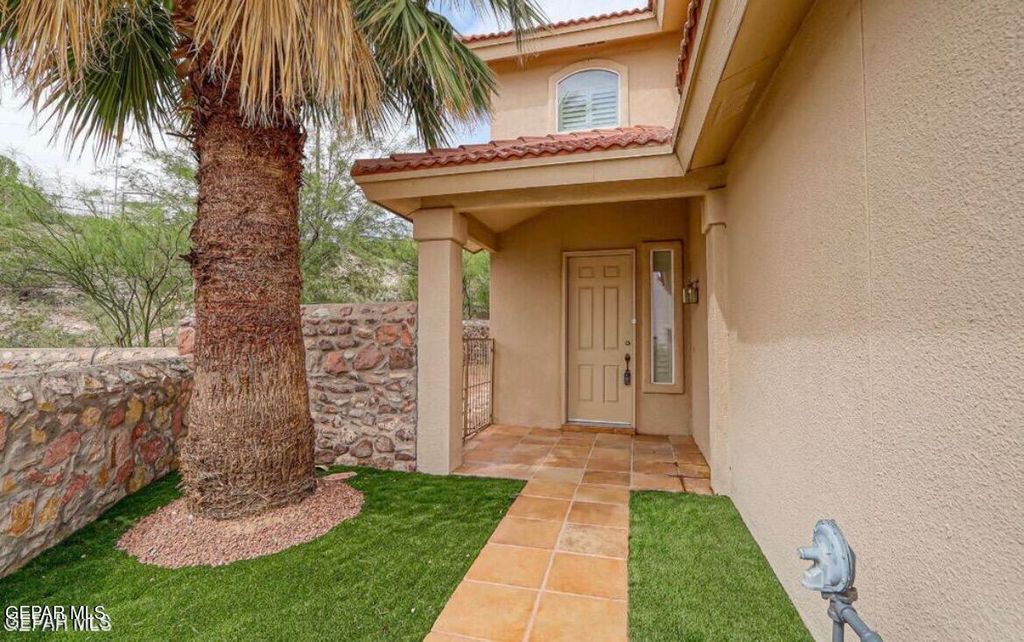 206 Vic Clark Court B, El Paso, TX 79912