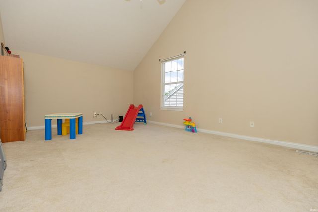 5863 River Walk Circle, Newburgh, IN 47630
