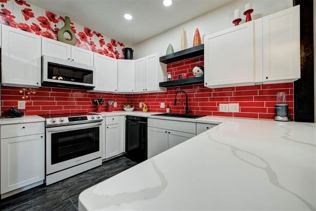 11300 N Pennsylvania Avenue 103, Oklahoma City, OK 73120