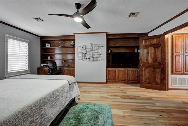 11300 N Pennsylvania Avenue 103, Oklahoma City, OK 73120