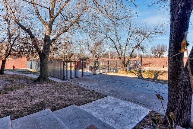 11300 N Pennsylvania Avenue 103, Oklahoma City, OK 73120