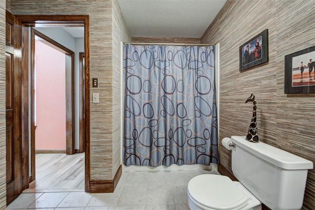 11300 N Pennsylvania Avenue 103, Oklahoma City, OK 73120