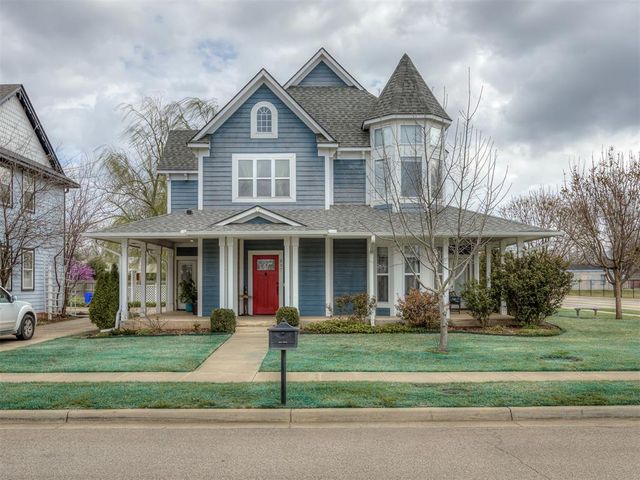837 Carriage Lane, Norman, OK 73069