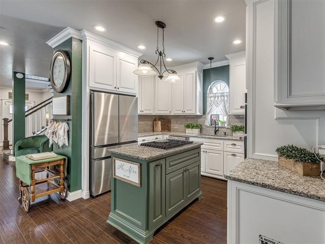 837 Carriage Lane, Norman, OK 73069