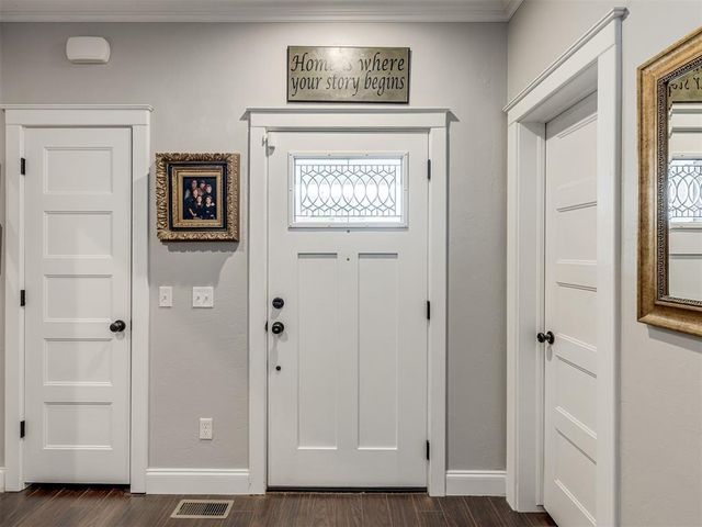 837 Carriage Lane, Norman, OK 73069