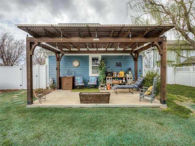 837 Carriage Lane, Norman, OK 73069