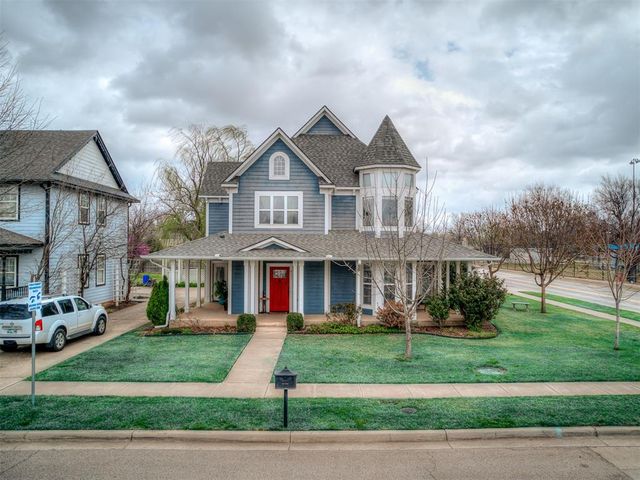 837 Carriage Lane, Norman, OK 73069