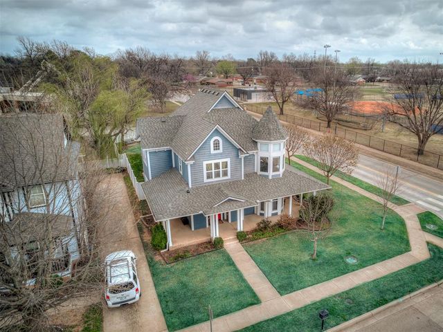 837 Carriage Lane, Norman, OK 73069
