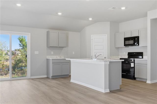 20233 W 194th Terrace, Spring Hill, KS 66083