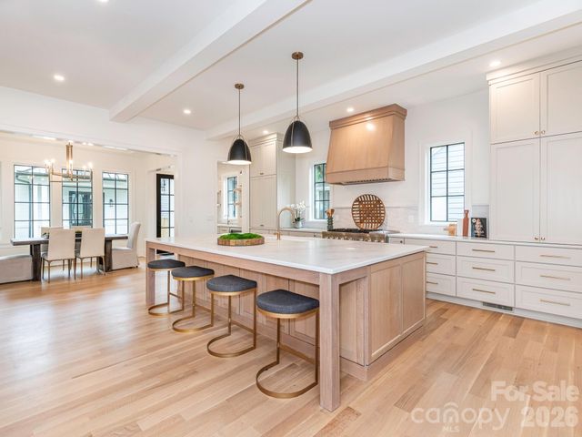 2510 Chesterfield Avenue, Charlotte, NC 28205