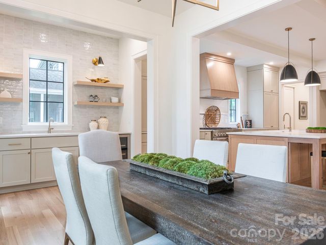 2510 Chesterfield Avenue, Charlotte, NC 28205