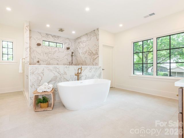 2510 Chesterfield Avenue, Charlotte, NC 28205
