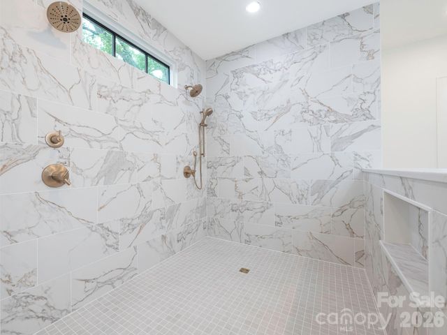 2510 Chesterfield Avenue, Charlotte, NC 28205