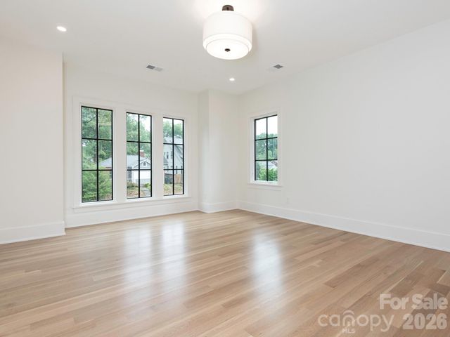 2510 Chesterfield Avenue, Charlotte, NC 28205