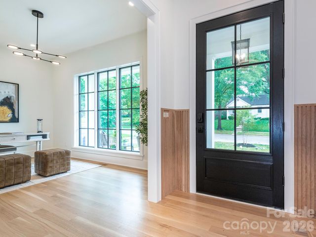 2510 Chesterfield Avenue, Charlotte, NC 28205