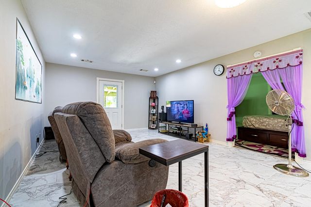 51 Creek Bend Drive, Huntsville, TX 77320