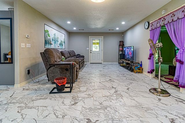 51 Creek Bend Drive, Huntsville, TX 77320