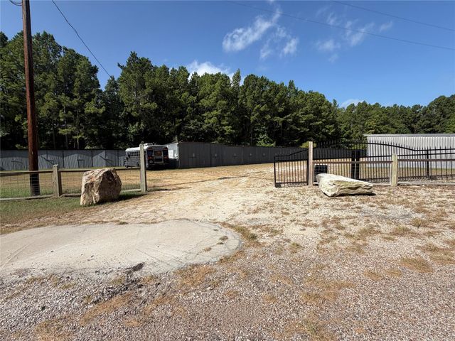 51 Creek Bend Drive, Huntsville, TX 77320