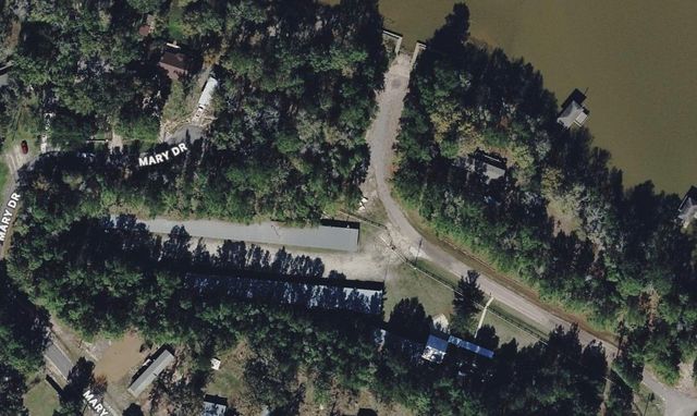 51 Creek Bend Drive, Huntsville, TX 77320