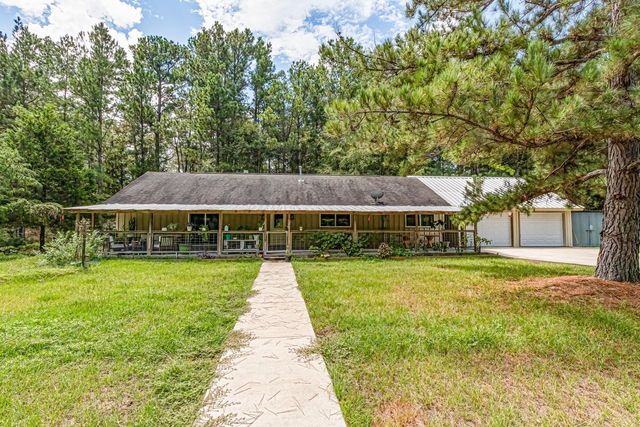 51 Creek Bend Drive, Huntsville, TX 77320