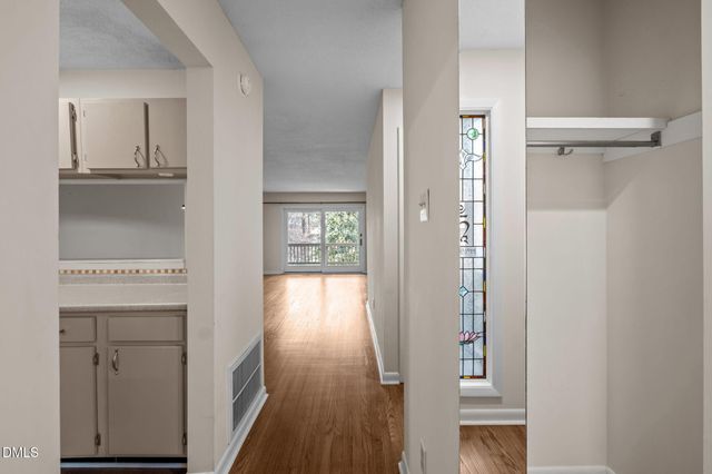 206 Ridge Trail, Chapel Hill, NC 27516