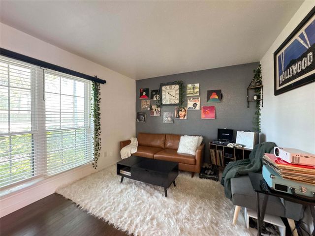5218 Milwee Street 2, Houston, TX 77092