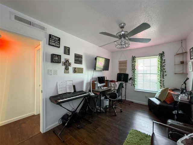 5218 Milwee Street 2, Houston, TX 77092