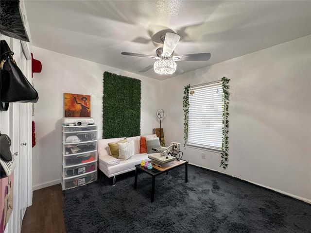 5218 Milwee Street 2, Houston, TX 77092