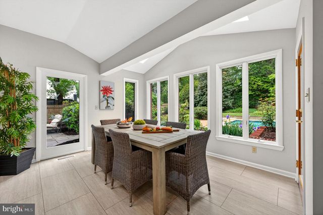 4908 BRADFORD DR, Annandale, VA 22003