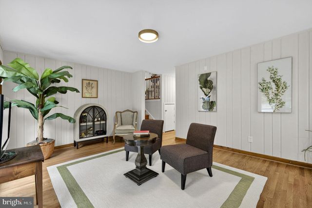 4908 BRADFORD DR, Annandale, VA 22003