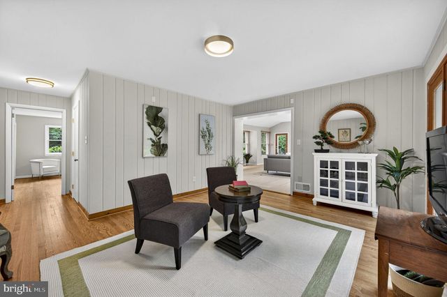 4908 BRADFORD DR, Annandale, VA 22003