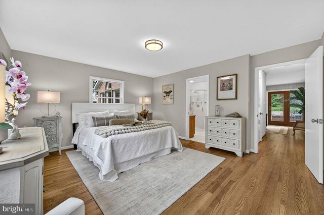 4908 BRADFORD DR, Annandale, VA 22003