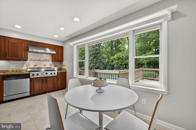 4908 BRADFORD DR, Annandale, VA 22003