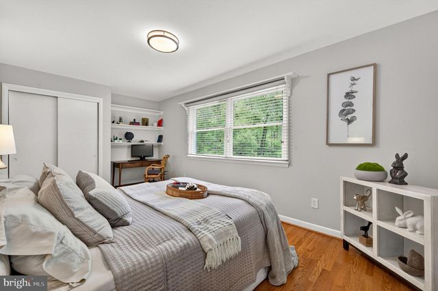 4908 BRADFORD DR, Annandale, VA 22003