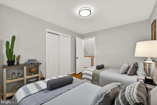 4908 BRADFORD DR, Annandale, VA 22003