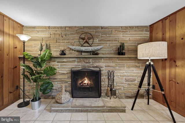 4908 BRADFORD DR, Annandale, VA 22003