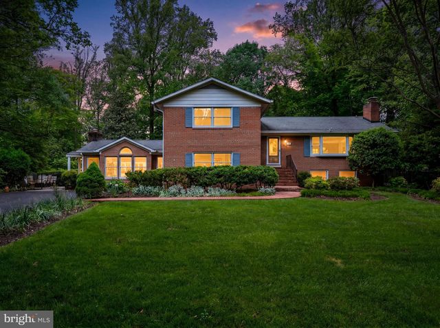 4908 BRADFORD DR, Annandale, VA 22003