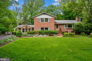 4908 BRADFORD DR, Annandale, VA 22003