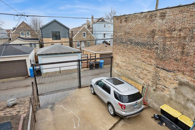 3439 W North Avenue, Chicago, IL 60647