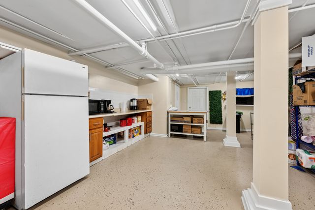 3439 W North Avenue, Chicago, IL 60647