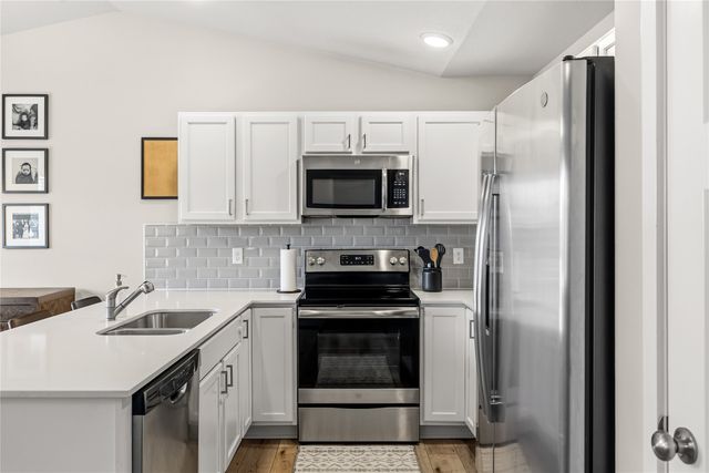 282 NW Lexington Drive, Waukee, IA 50263