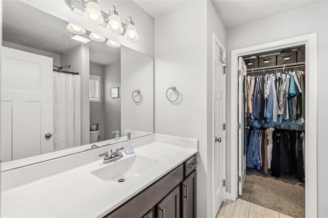 282 NW Lexington Drive, Waukee, IA 50263