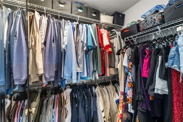 282 NW Lexington Drive, Waukee, IA 50263