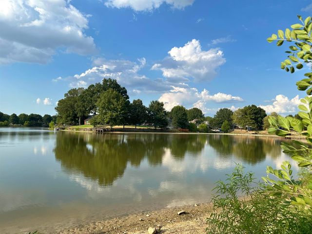 4651 ALDEN DR E, Horn Lake, MS 38637