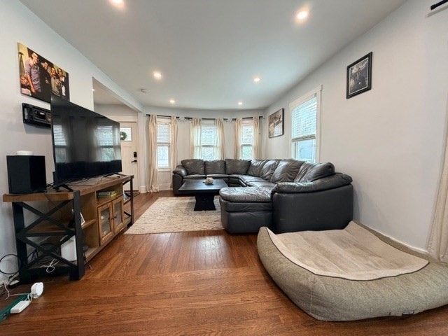 488 Ashmont St 1, Boston, MA 02122