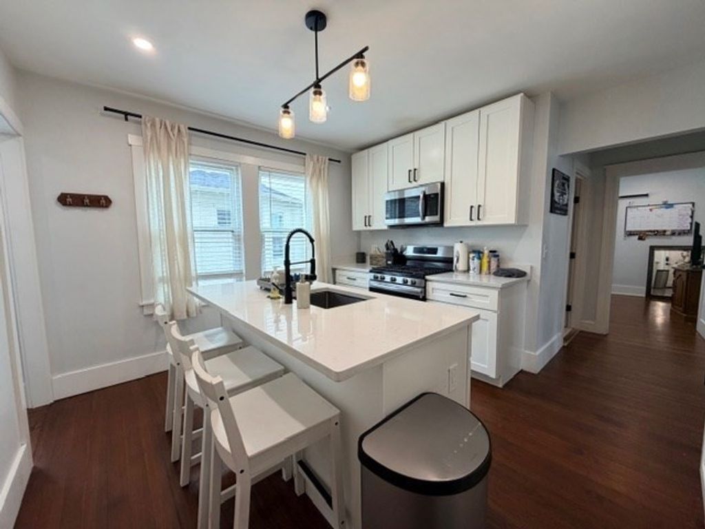 488 Ashmont St 1, Boston, MA 02122